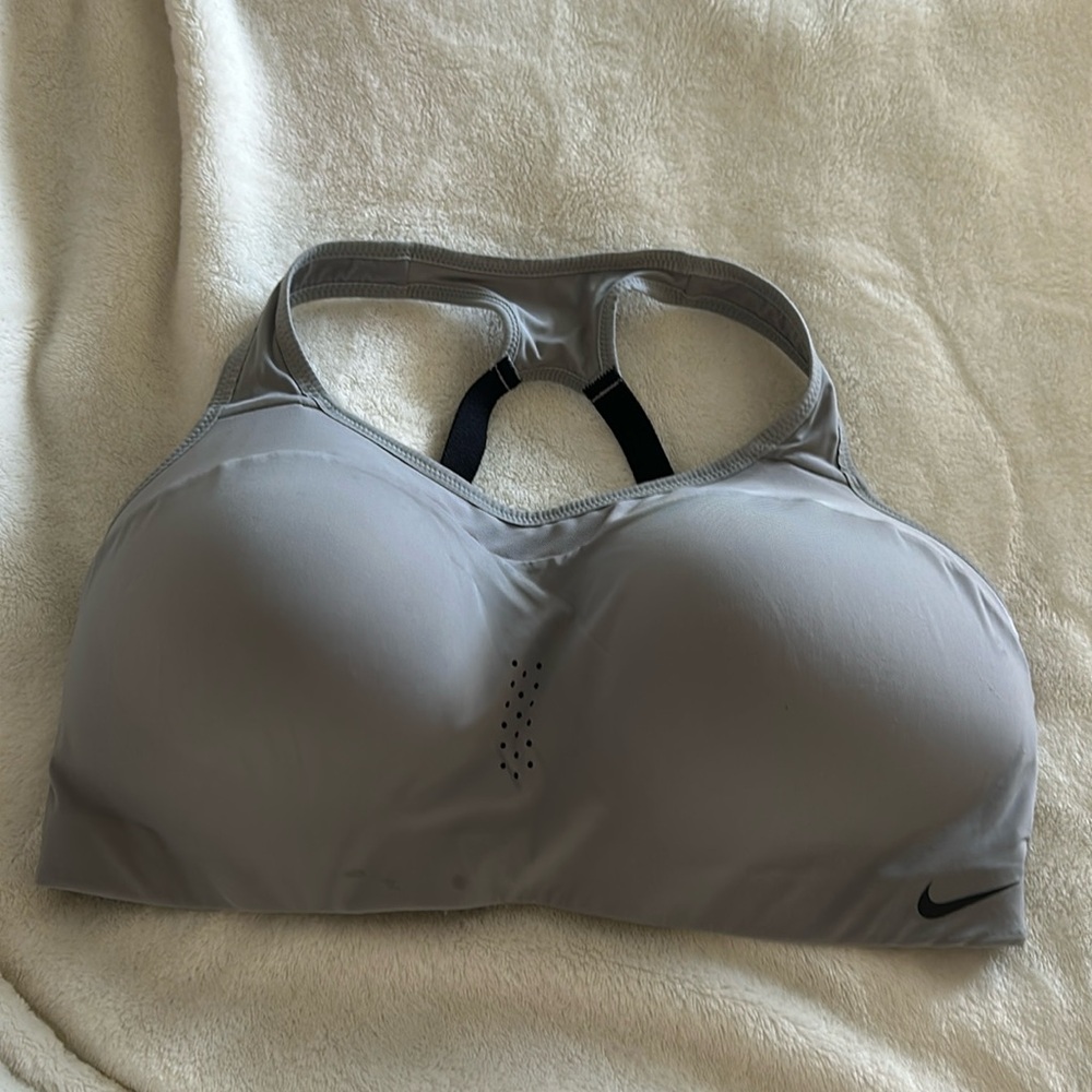 Nike sports bra L